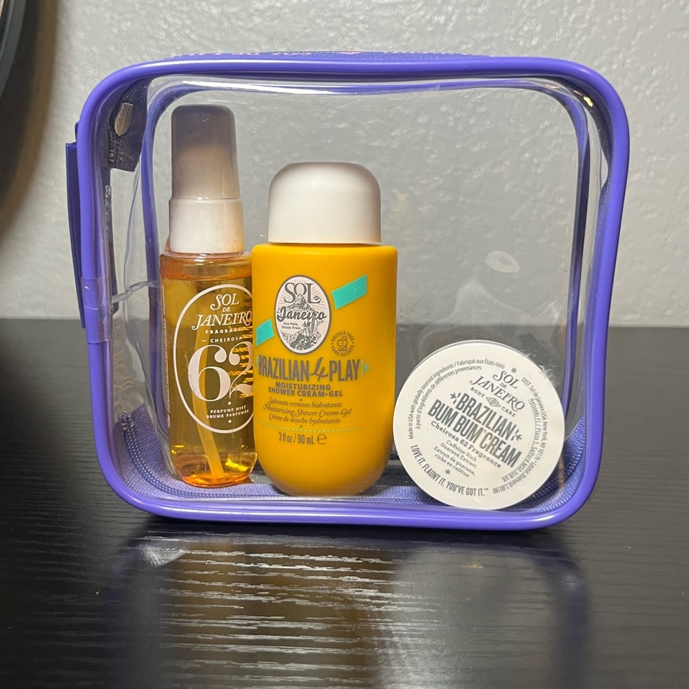 Sol de Janeiro 62 Travel Set with Purple and Clear Case